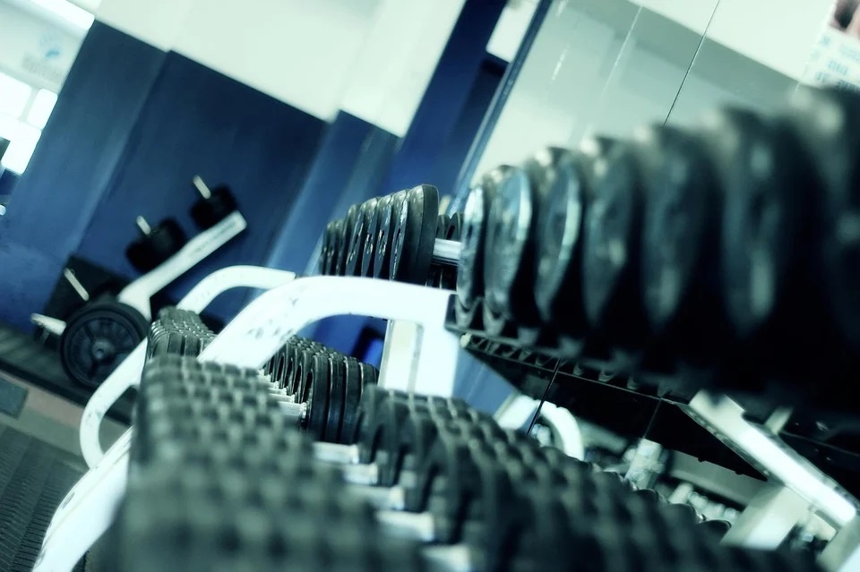 On a fait le point sur les 3 offres de 3 grandes salles de Fitness à Angers…